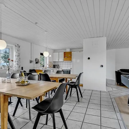 Holiday home Awesome In Ulfborg With Kitchen Fjand Garde