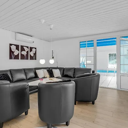 Awesome In Ulfborg With Kitchen Holiday home Fjand Garde
